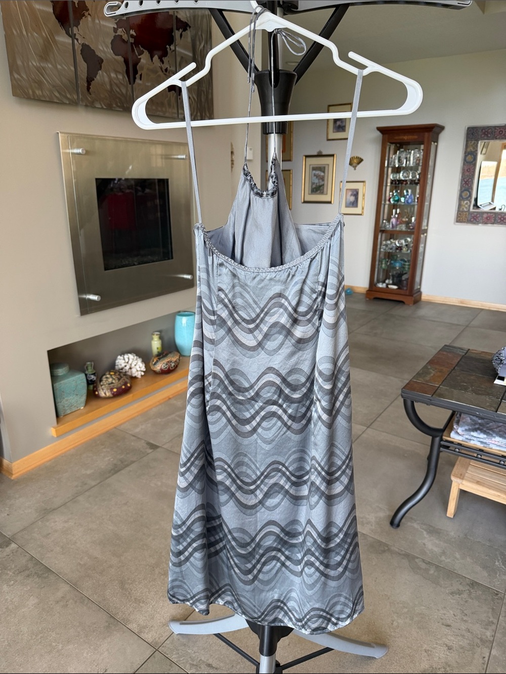 The Limited 100% silk Gray Wave-Print Silk Slip Dress neck halter size 8 - Picture 6 of 8